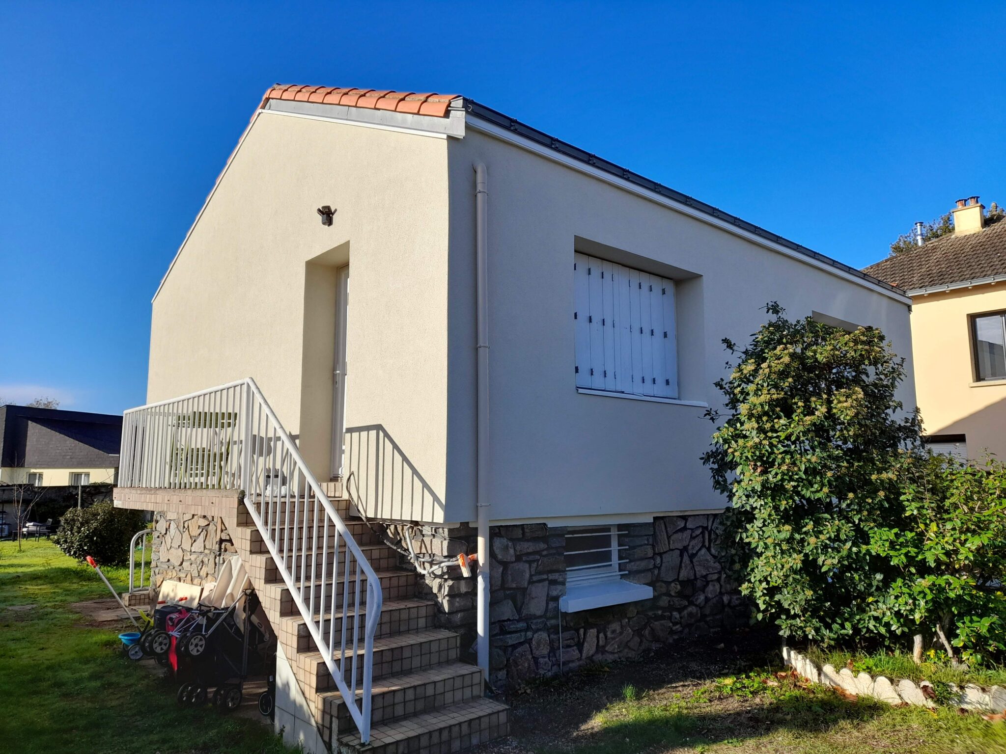 7b925f9728fe92d6c8500399026501a42a7e7418